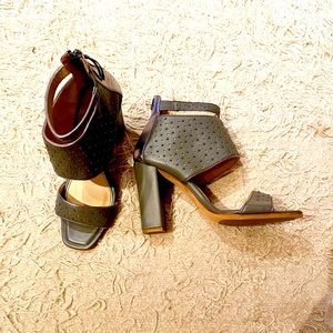 Maggie Lu Heels, Made In Italy